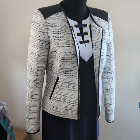 Calvin Klein Collection Black and Cream Blazer - Picture 1 of 14